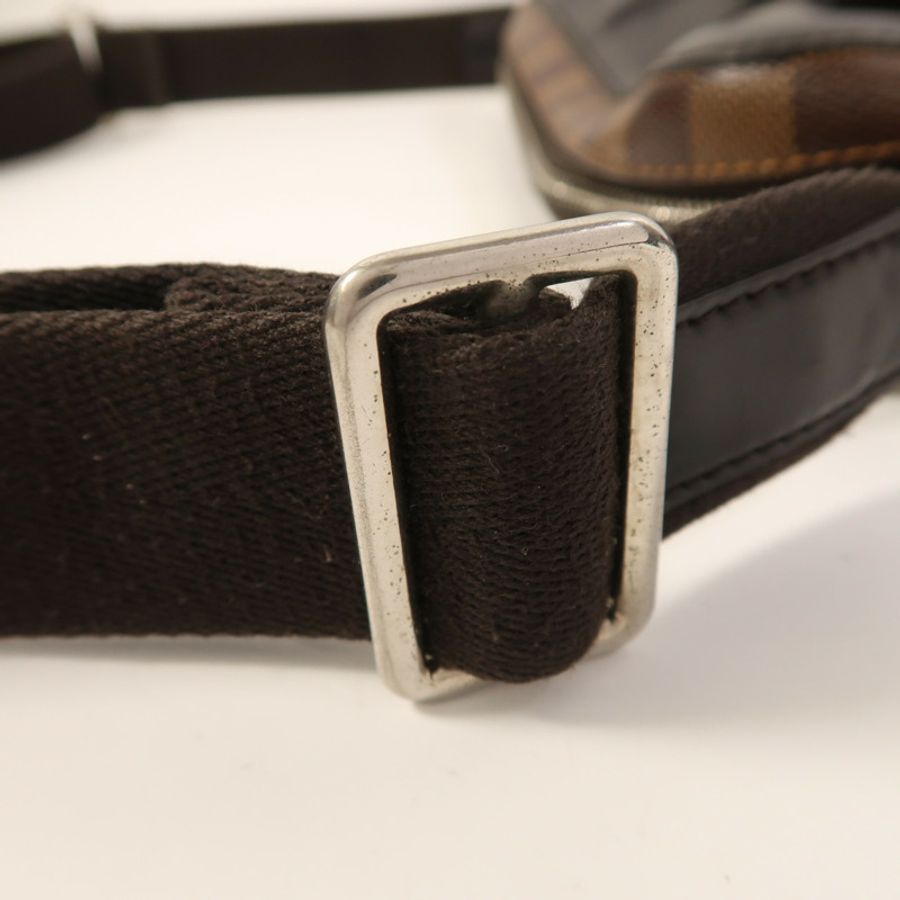 LOUIS VUITTON Damier Jake Messenger PM銀扣肩背袋-14