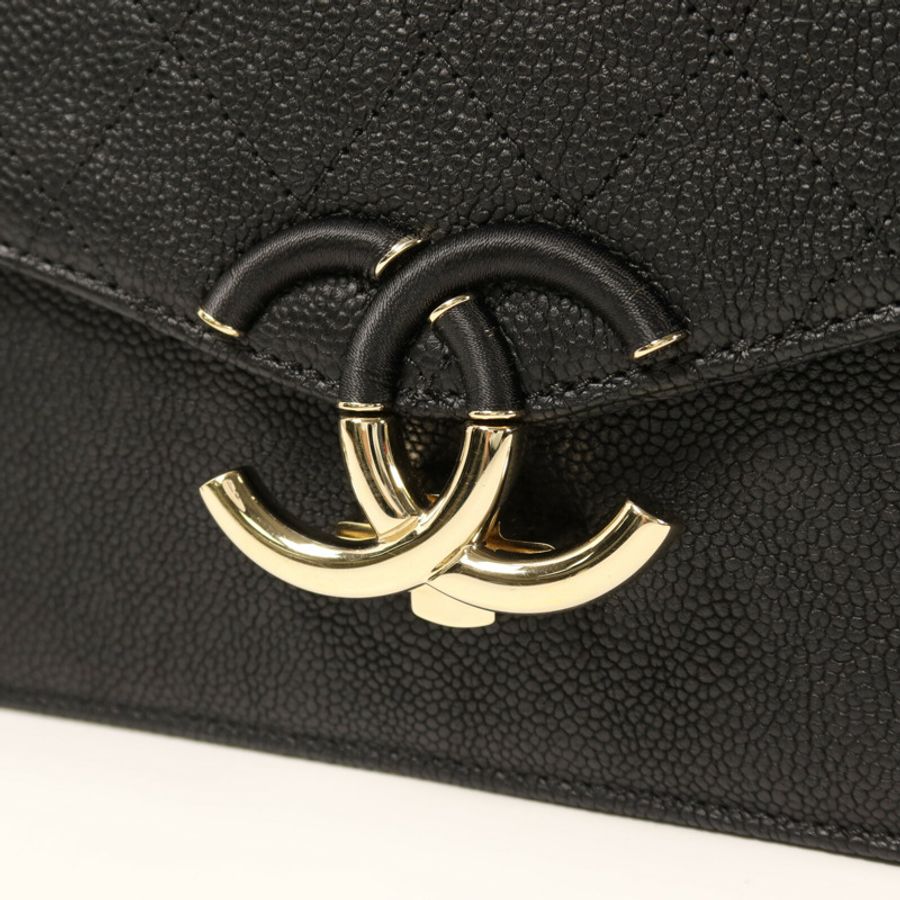 CHANEL 牛皮皮革Chain Shoulder金扣鏈帶肩背袋-14
