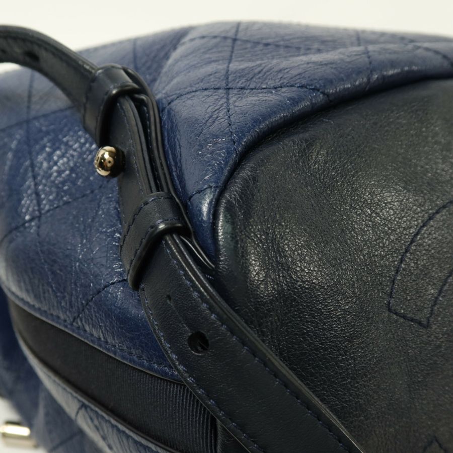 CHANEL 牛皮皮革Backpack銀扣鏈帶背包-10
