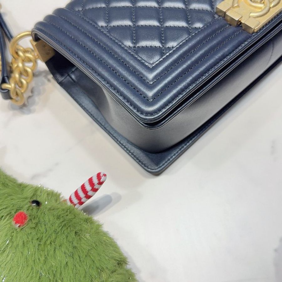CHANEL 藍金羊 BOY 25-6