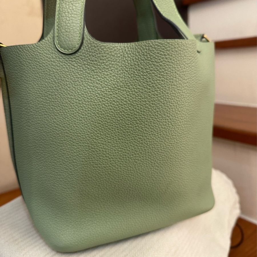 HERMES 牛油果綠PICOTIN18-13
