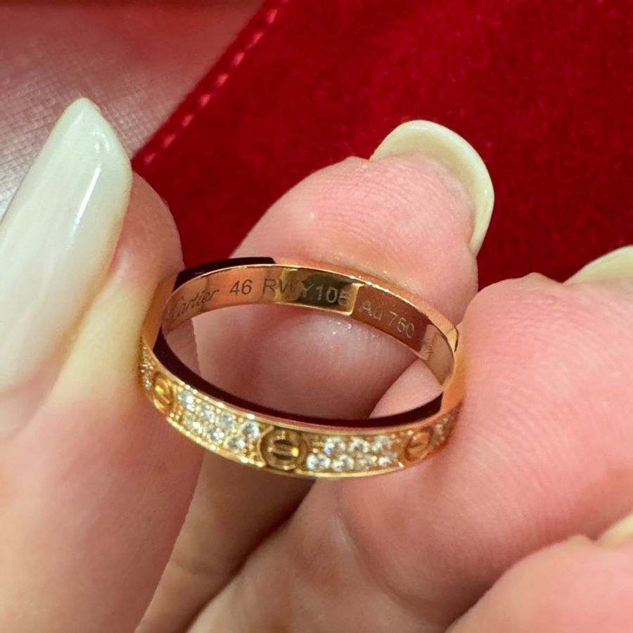 Cartier 經典款 滿鑽love戒指-10