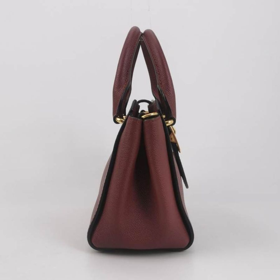Burberry The Banner班納牛皮純色金屬字母logo雙搭扣斜挎包-3