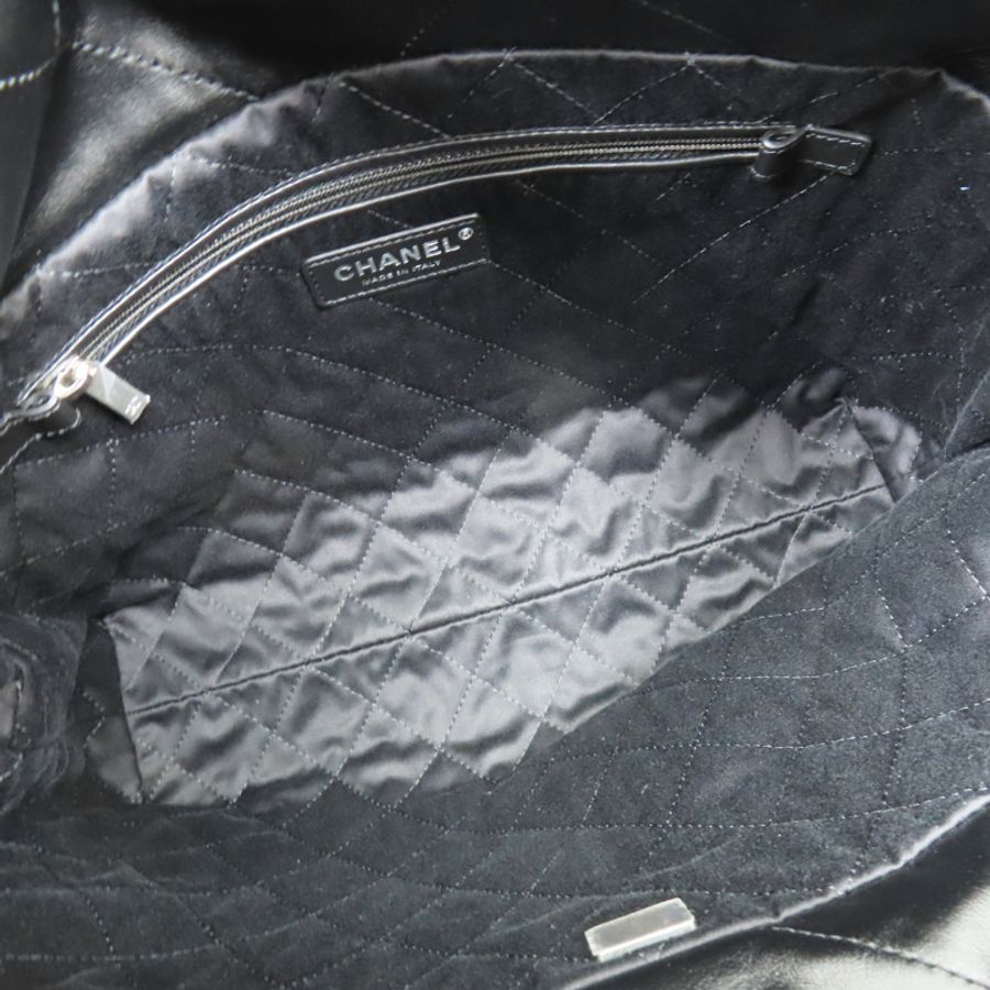 黑色皮革22肩背銀扣【CHANEL 香奈兒】 AS3260-5