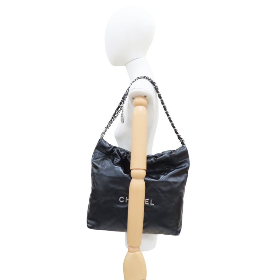 黑色皮革22肩背銀扣【CHANEL 香奈兒】 AS3260-10
