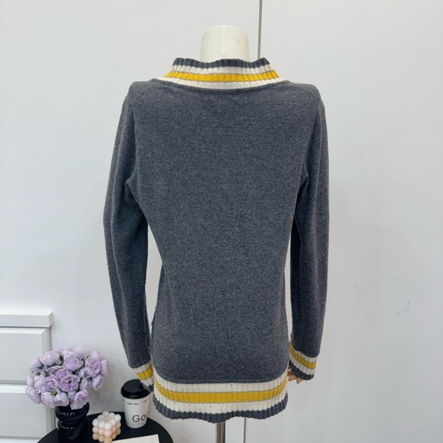 Burberry 學院風V領針織衫 vintage 秋冬-2