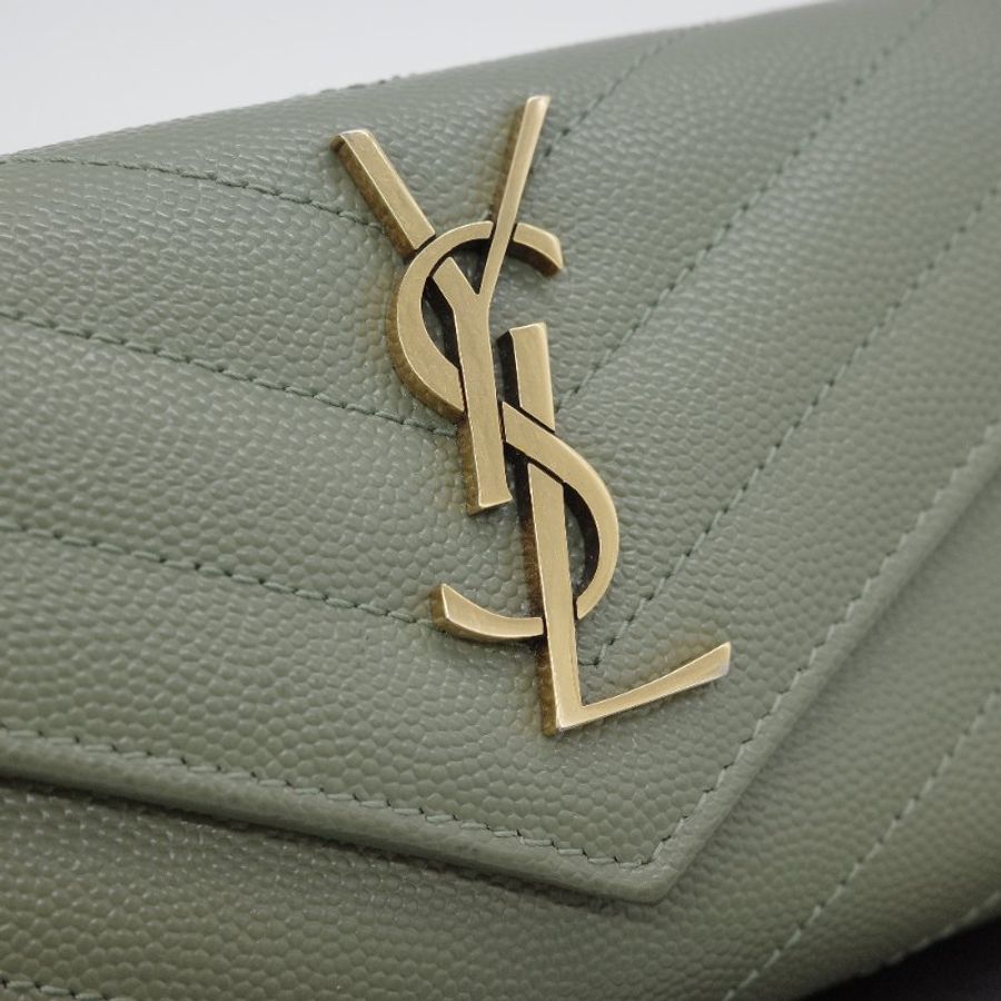 超級新【CP 精選🌟小編推薦】Saint Laurent 聖羅蘭 Envelope Matelassé 🥑酪梨綠 粒面壓紋小牛皮 短夾 錢包-8