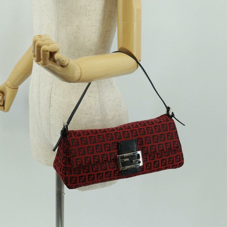 【日本直送】FENDI Zucchino帆布Mamma Baguette單肩包 紅色銀色 正品 161663SAV-24