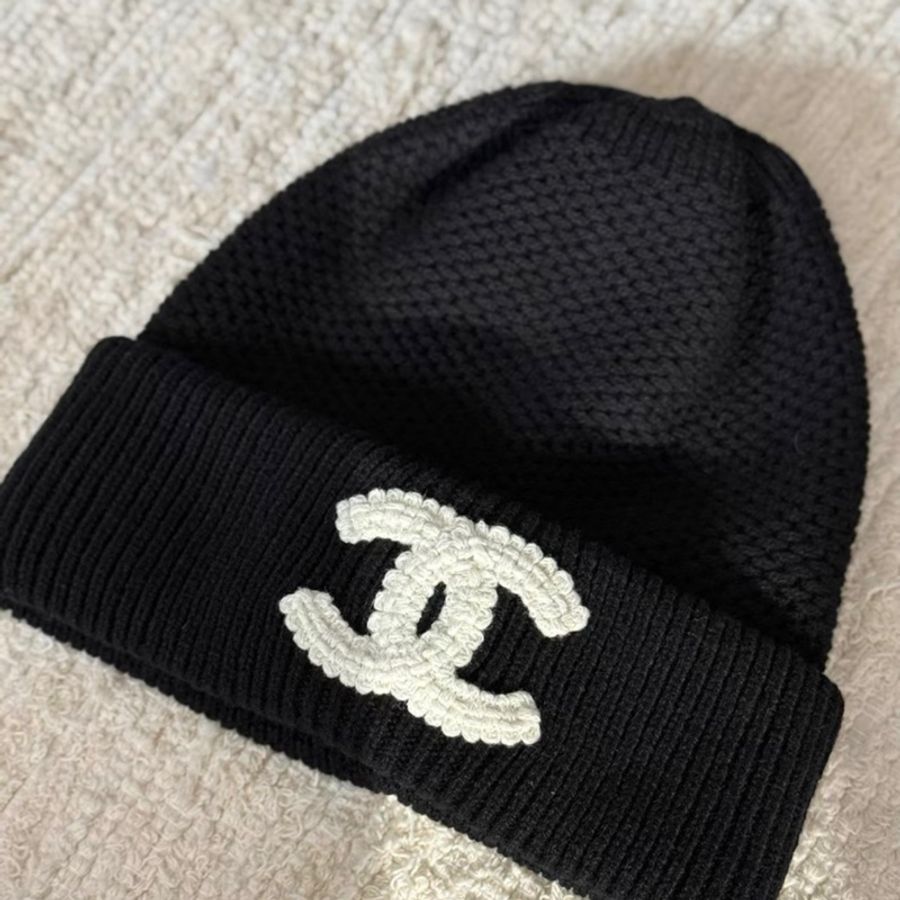 Chanel 26c 黑色菠蘿帽 針織冷帽白色cc logo-4