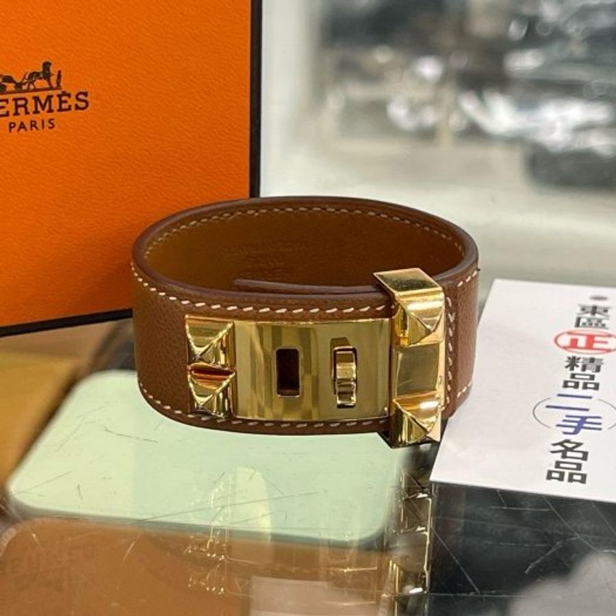 東區正精品㊣HERMES Collier de Chien 24 CDC 金棕色皮革金扣手環 Z刻 RZ6181-0