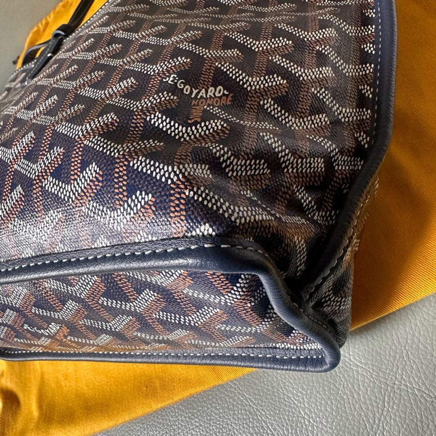 【極新有票】GOYARD 迷你Hobo 包 狀態：幾乎全新 （Almost New)， 2024年專櫃正 貨-3