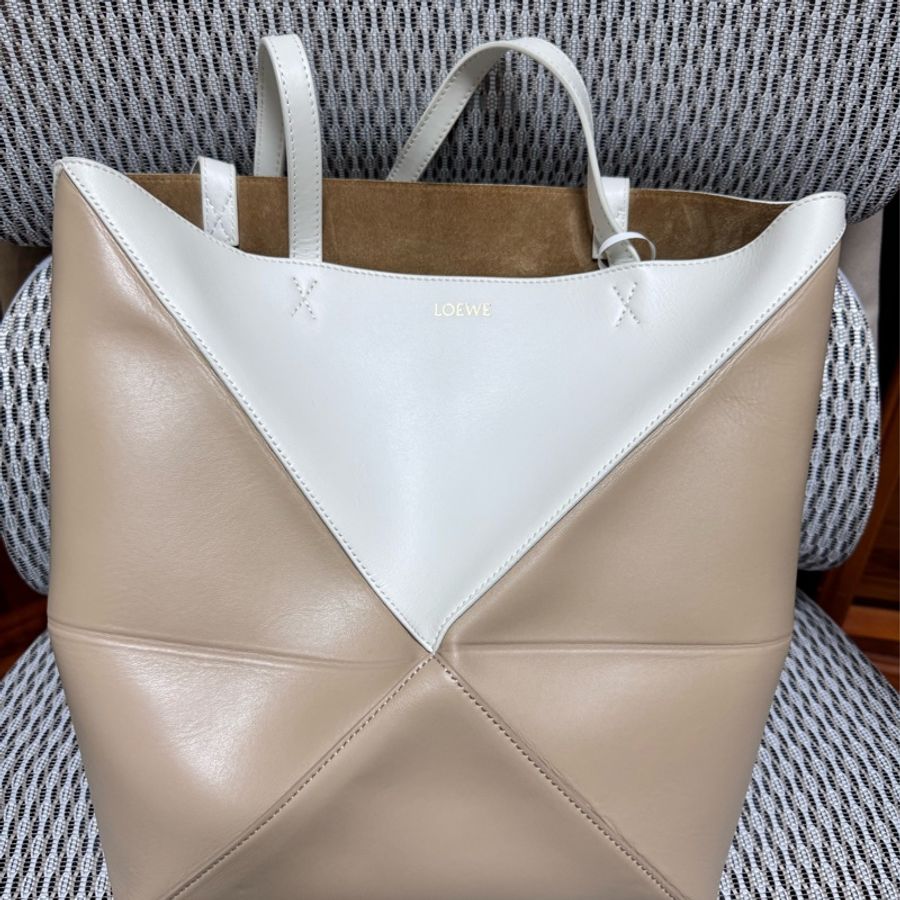 (售出)LOEWE Puzzle Medium Fold Tote 奶茶拼色 中號-0