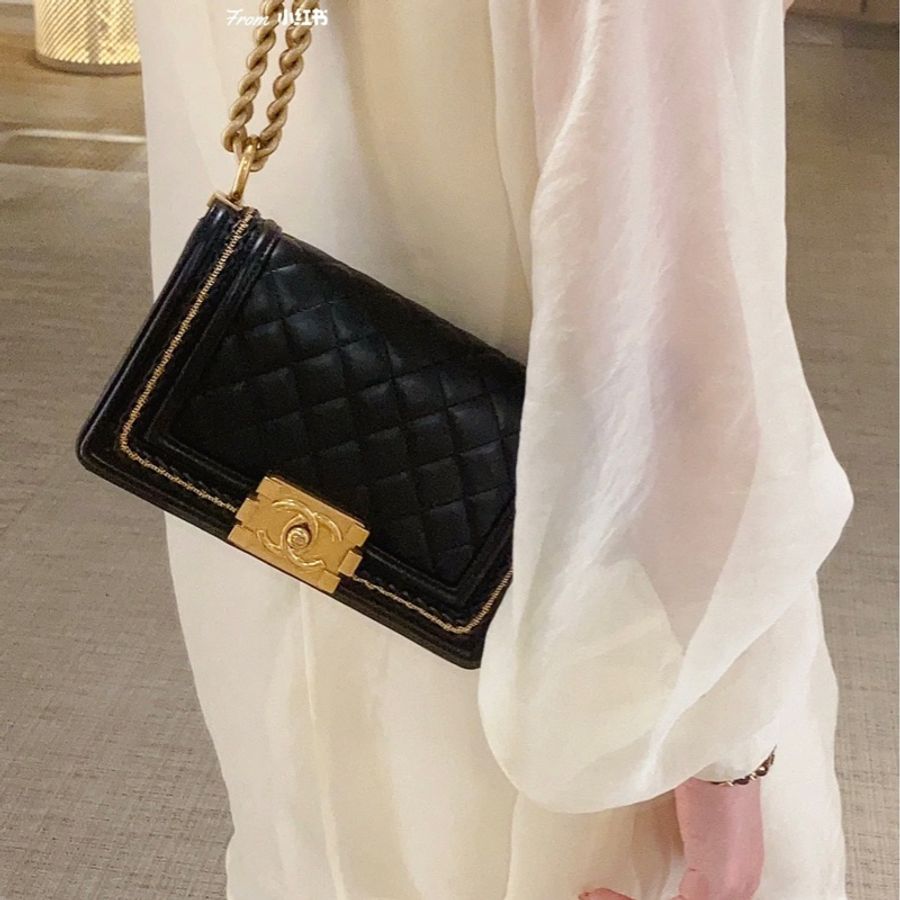 Chanel香奈兒 宮廷系列限定💍黑金Leboy小號-8