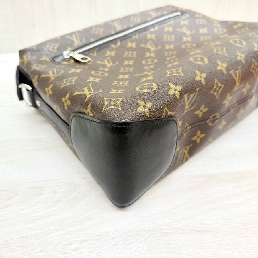 LV原花拼黑色皮革Macassar Torres拉鍊側背包M40387-11