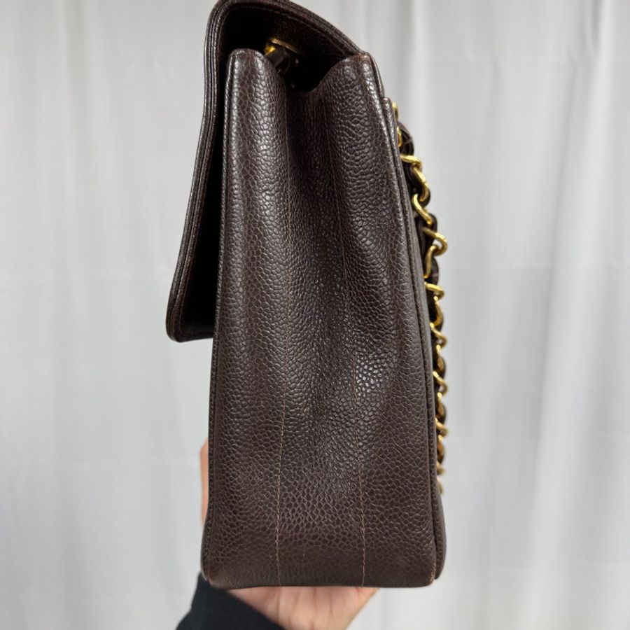 Chanel 中古 大CC 貝嫂Jumbo 巧克力 魚子醬 大金扣 豎紋-4
