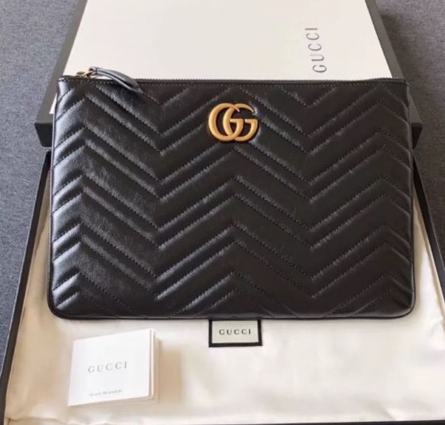 Gucci 女士 GG Marmont絎縫手拿包均碼碼30cm*20cm-0