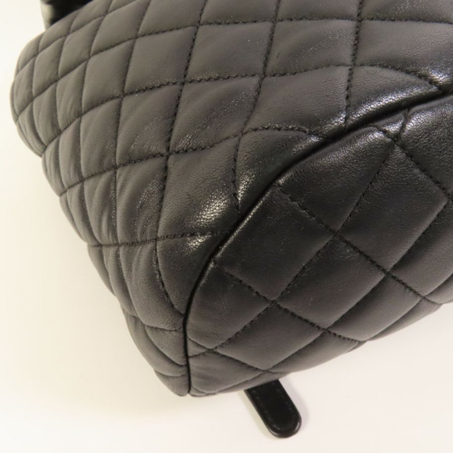 CHANEL 羊皮皮革Backpack金扣背包-10