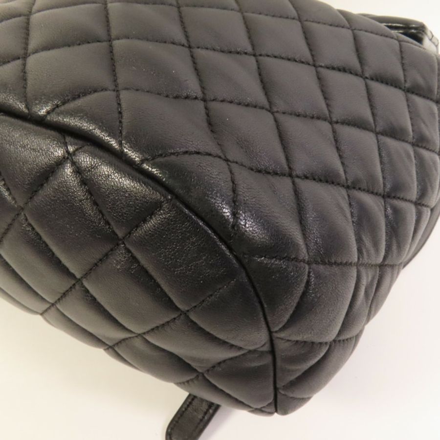 CHANEL 羊皮皮革Backpack金扣背包-11