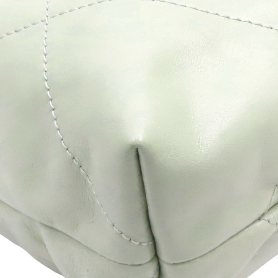 淺綠色 牛皮 CHANEL 22 MEDIUM 鍊帶 肩背包 銀扣【CHANEL 香奈兒】 AS3261-11