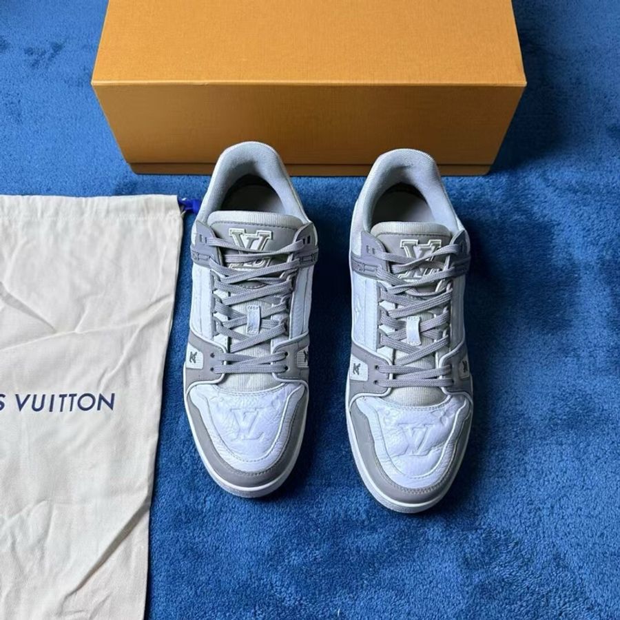 Louis Vuitton路易威登trainer 灰白 尺碼:40.5-0