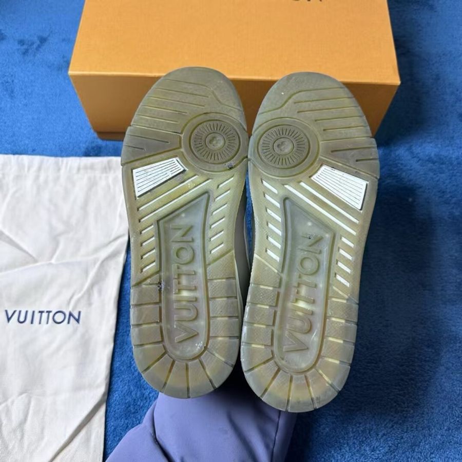 Louis Vuitton路易威登trainer 灰白 尺碼:40.5-5