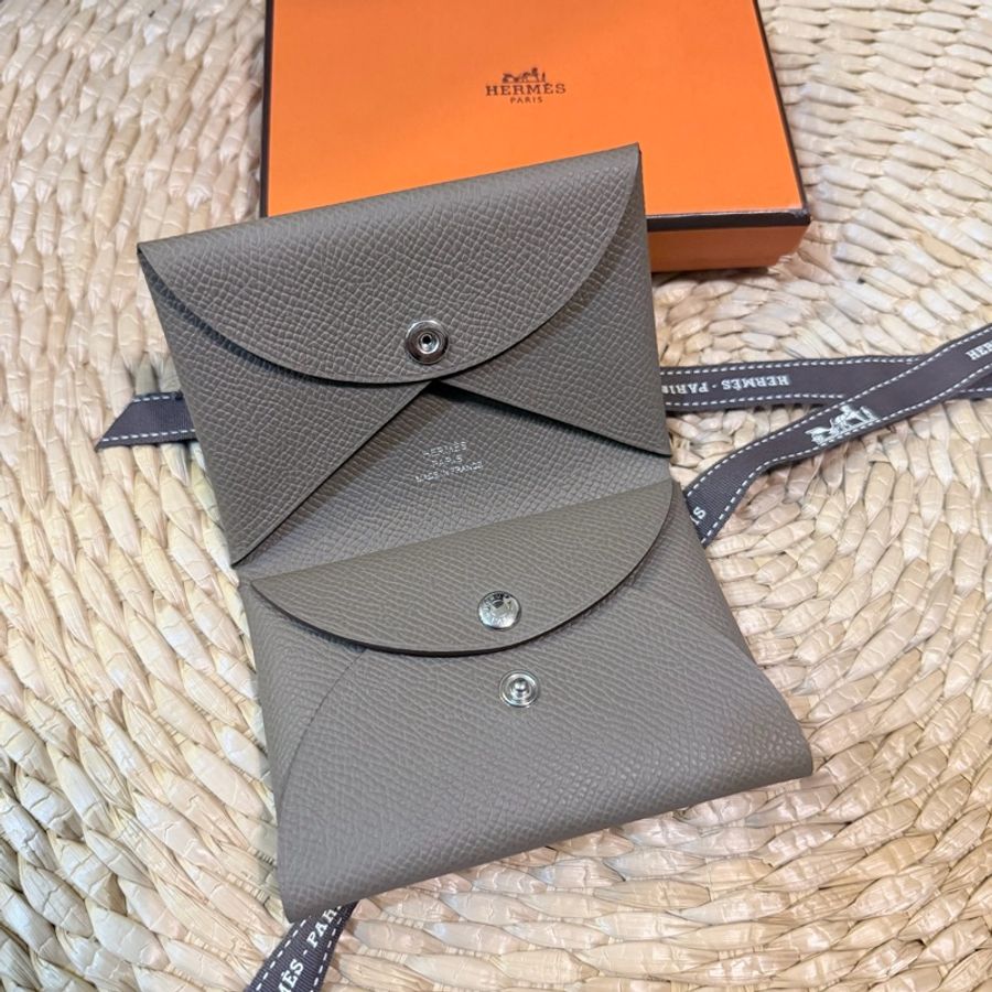 全新 愛馬仕Hermes Calvi Duo 零錢包 卡夾 大象灰 2026年專櫃購入-1