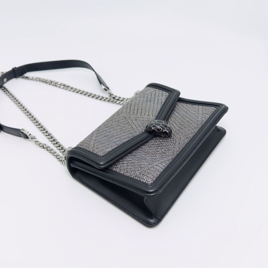 BVLGARI Serpenti DiamondBlast 黑色蛇頭肩背斜背包24*16*5 98新配件塵袋-5