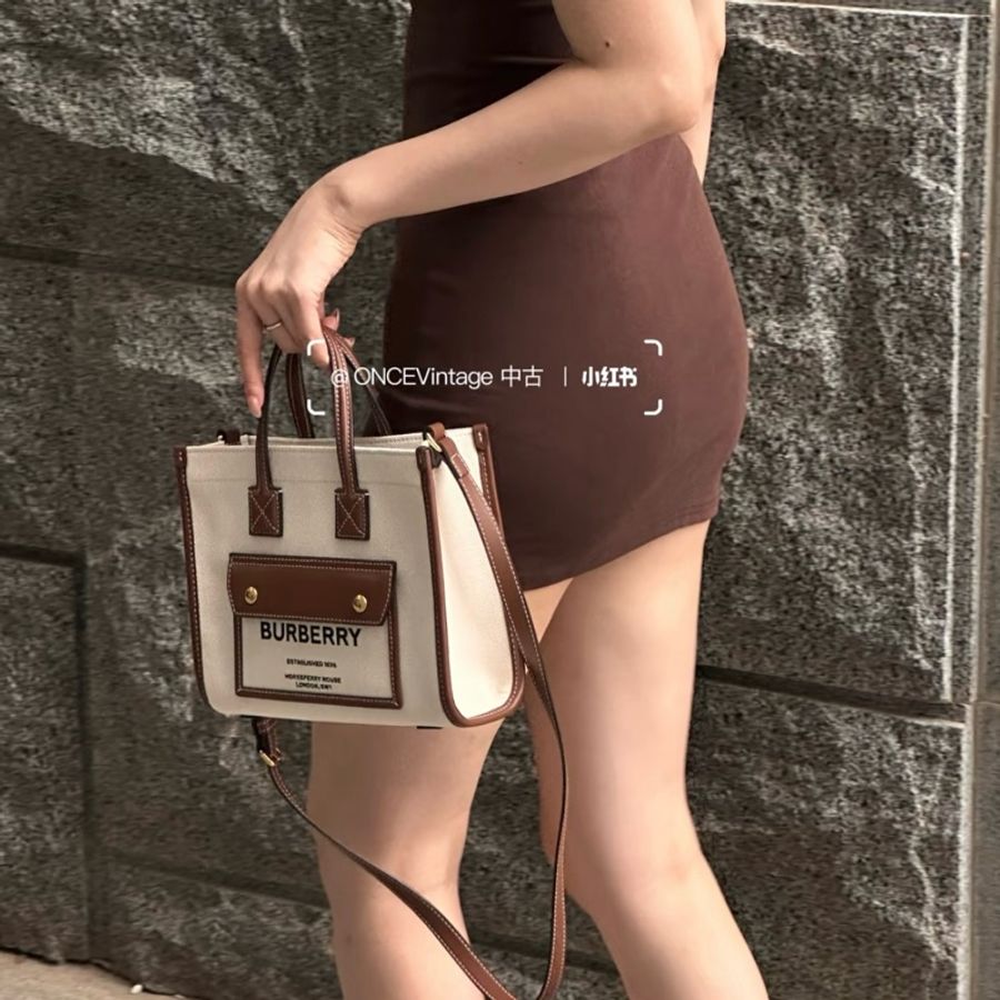 【配件滿|超可愛!】 Burberry Mini Tote 斜背包-24