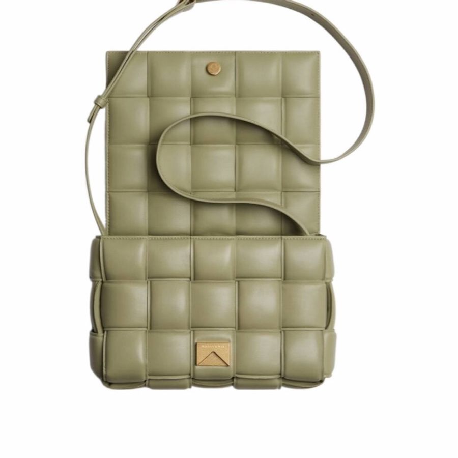 Bottega Veneta 女士 加襯Cassette斜挎包均碼碼26cm*8cm*18cm-2
