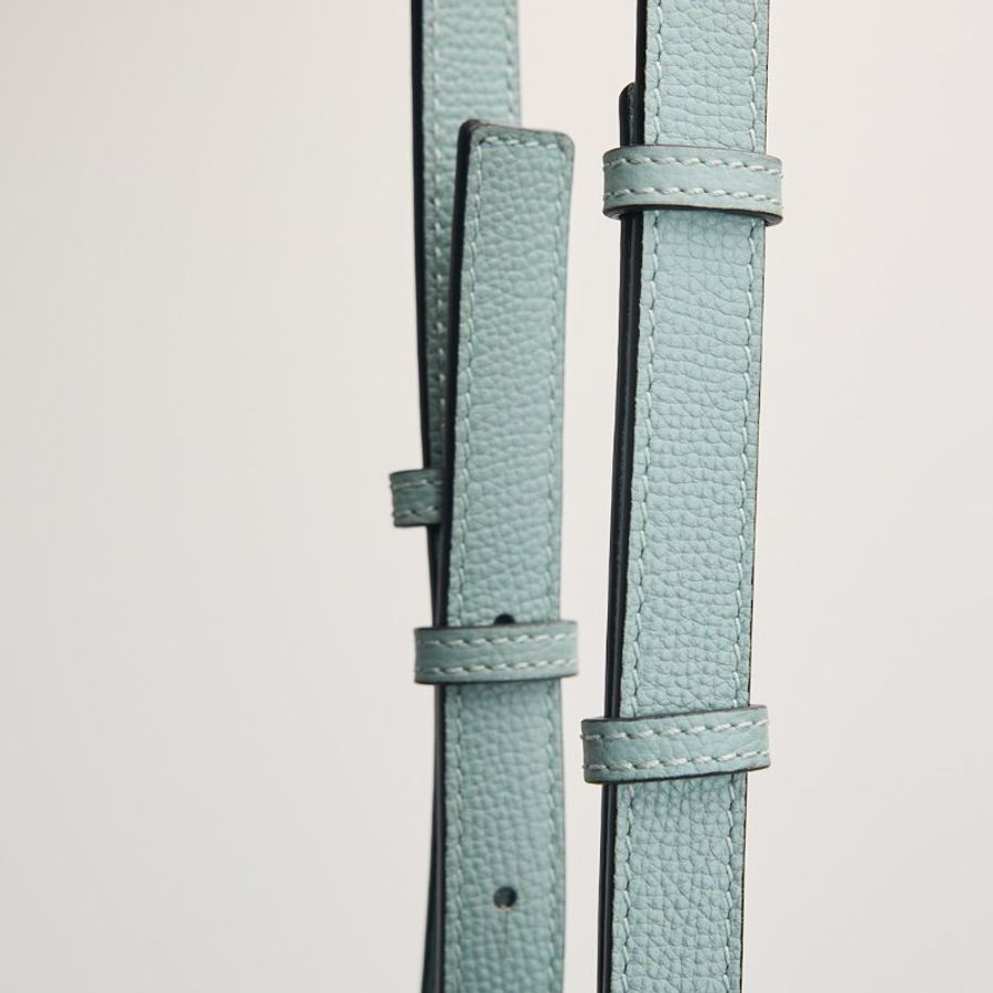 二手Loewe Hammock Mini吊床包 /粒紋小牛皮aqua水藍色-15