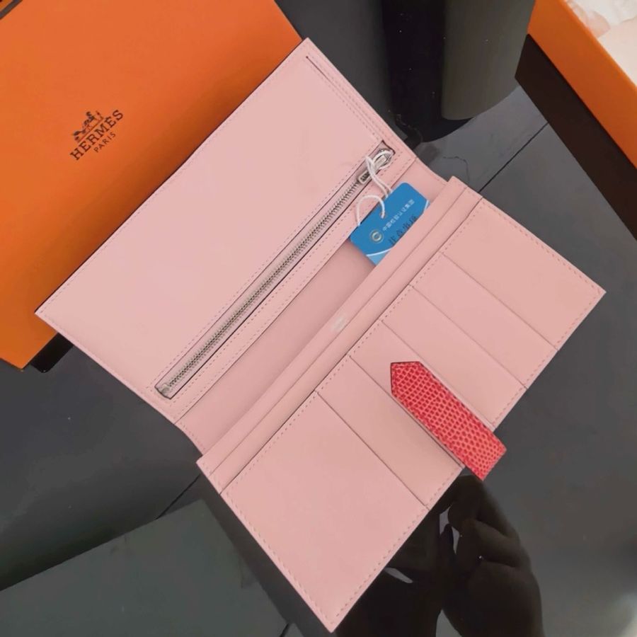 超值漏價！ 未使用 愛馬仕Hermès Béarn Soufflet 長夾｜Swift 櫻花粉｜蜥蜴皮紅扣帶｜銀H扣｜收藏級搭配-3