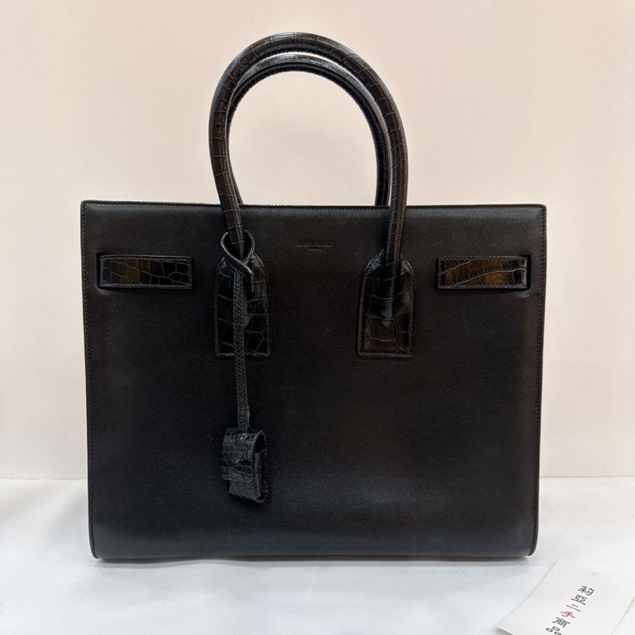 莉亞精品♡ YSL 牛皮手提風琴包黑皮革 二手-2