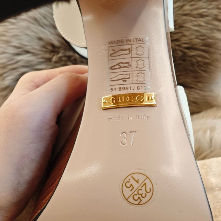 99新未使用Gucci古馳 互扣式雙G鏤空 尺碼37-12