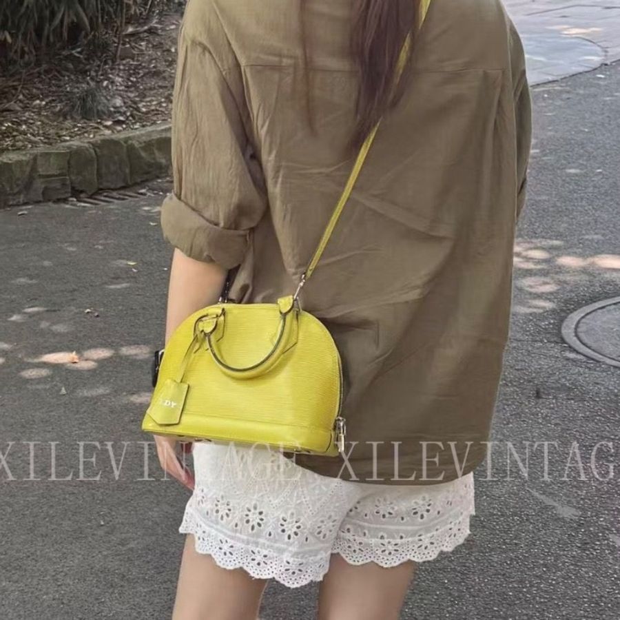 LV 黃色銀扣水波紋 貝殼Alma BB手提肩背斜背包24*17.5*11 9新 配件塵袋 鎖鑰匙-0