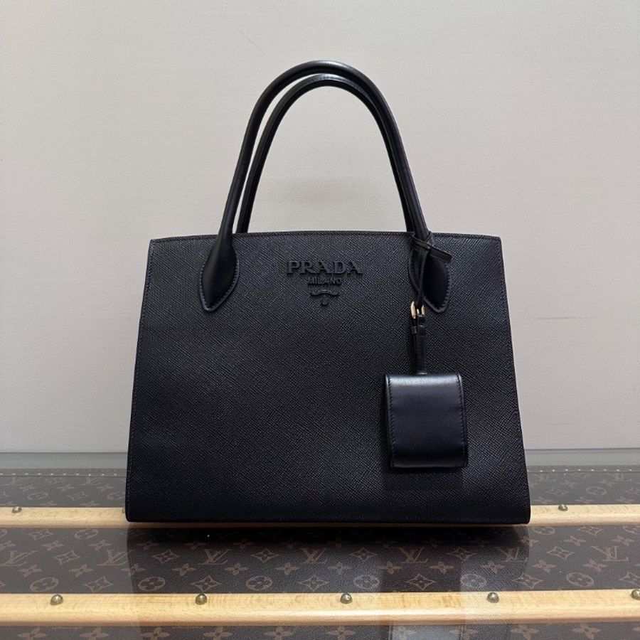 PRADA 黑色monochrome 皮革手提肩背包33*25*15 全新閒置配件塵袋保卡-5