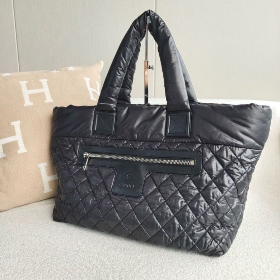 Chanel 黑色羽絨tote托特包27*28*16 95新配件保卡-5