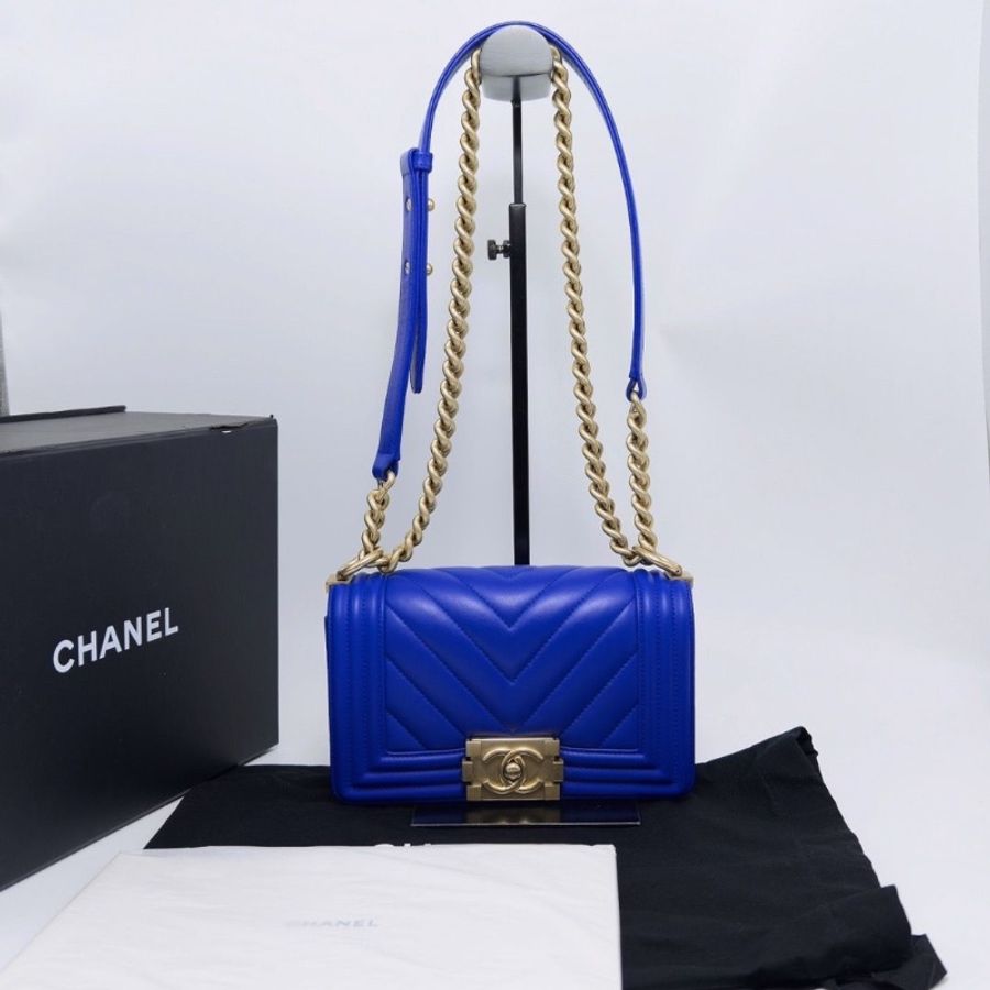 CHANEL 藍金V紋 Leboy小號肩背斜背包20*12*6 9新 配件盒子塵袋-1