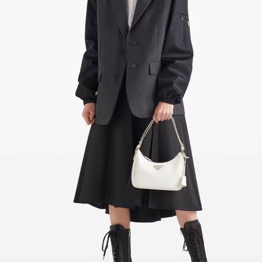 Prada 三合一腋下包經典Saffiano白色hobo鏈條包 雙肩帶 21*13*6.5 9新 配件肩帶鏈條塵袋-0