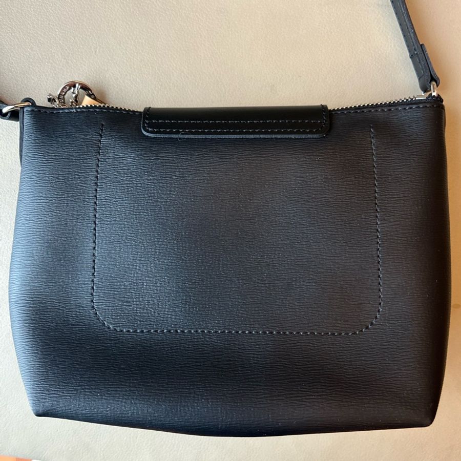Longchamp 黑色真皮肩背包-3
