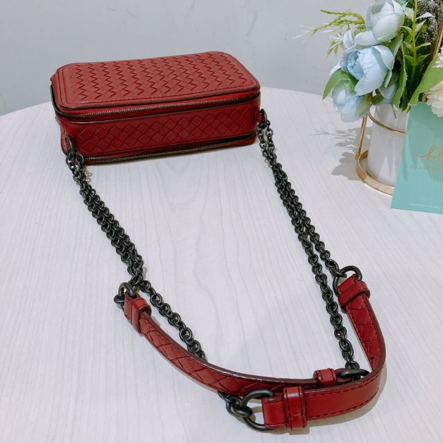 TK1925 葆蝶家 紅色編織 斜孭袋 Bottega Veneta Double Zip Chain Crossbody Bag Intrecciato Nappa Red-17
