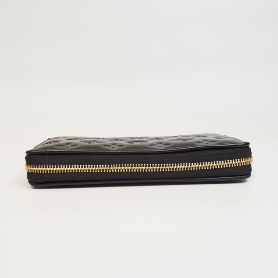 Louis Vuitton 小羊皮老花壓紋長夾-7