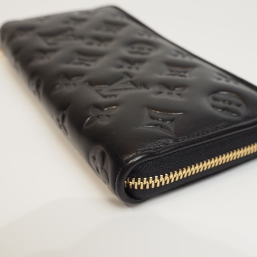 Louis Vuitton 小羊皮老花壓紋長夾-13
