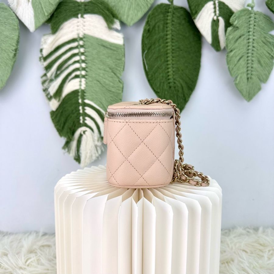 CHANEL 裸粉色荔枝皮金扣小方盒 斜肩包-2
