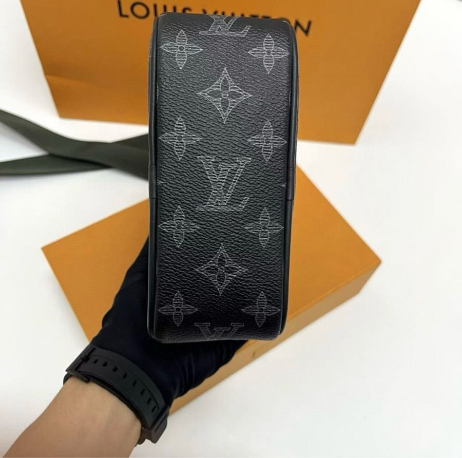 Louis Vuitton 路易威登 Pop Up聯名款 Vivienne 老花滿印相機包 單肩包 斜挎包 尺寸約22x16-3