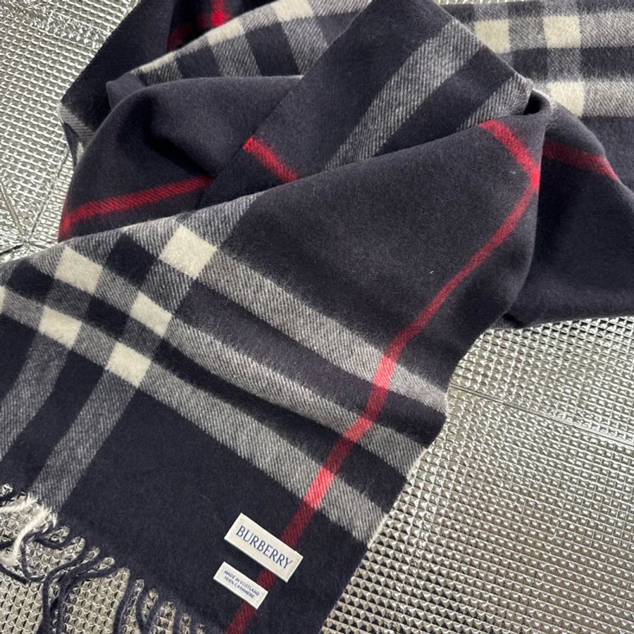 「員購特價」經典款全新BURBERRY ［專櫃價19500］羊絨格紋圍巾 博柏利克什米爾圍巾-0