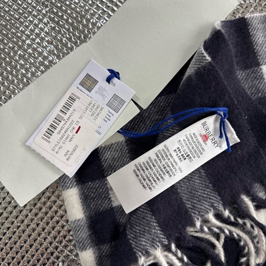 「員購特價」經典款全新BURBERRY ［專櫃價19500］羊絨格紋圍巾 博柏利克什米爾圍巾-15