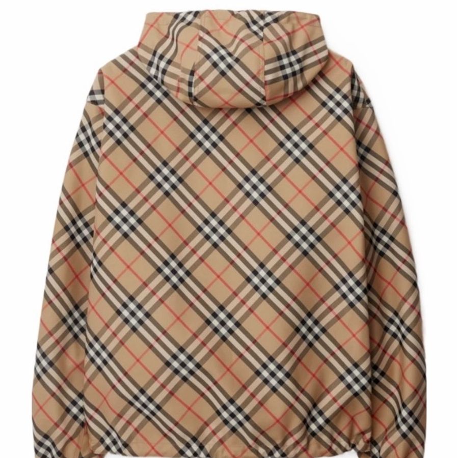 Burberry 男士 雙面格紋休閒夾克XXXS XS S M L XL XXL碼模特身高 184 CM,穿著 UK M 碼-4