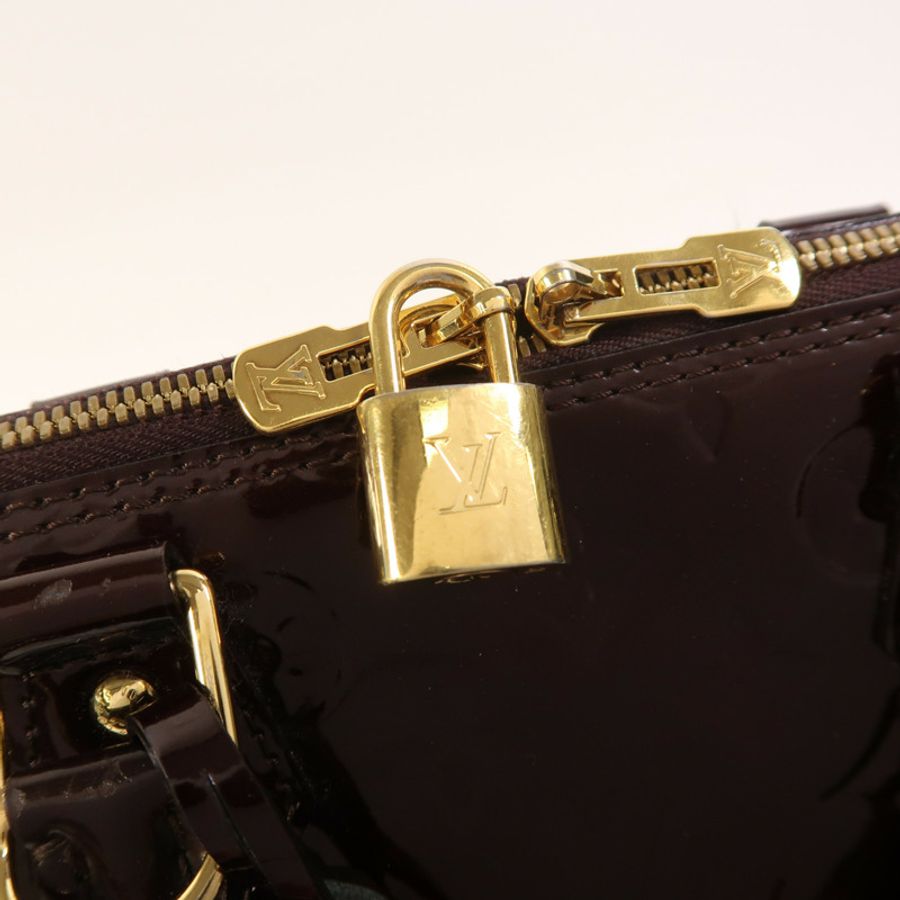 LOUIS VUITTON Monogram Vernis Alma PM金扣手挽袋-19