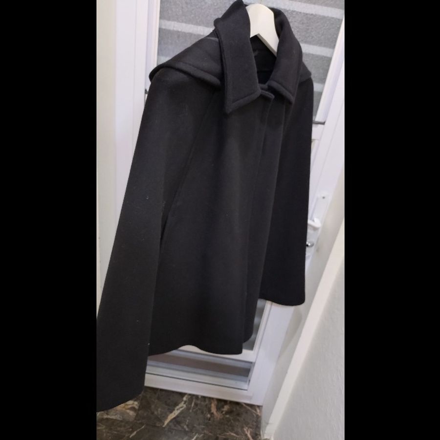 Prada 有帽黑色毛料斗篷外套-14