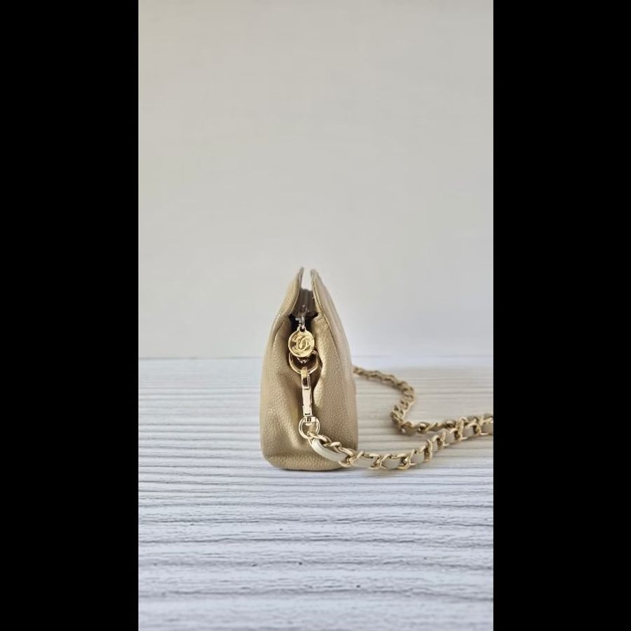 【LA LUNE】絕版中古包 Chanel米杏色魚子醬皮革斜背包 單肩包 側背包 二手-3